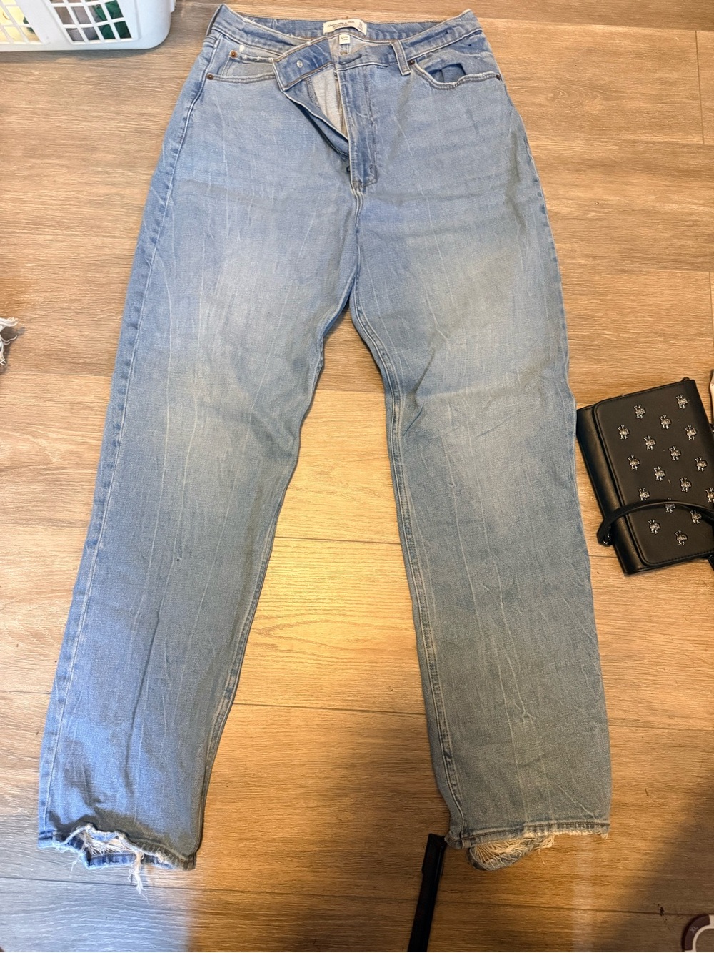Abercrombie & Fitch Light Denim Ankle Straight Jeans extra long
